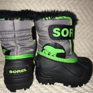 Sorel Toddler Boys Green Black Winter Boots size 4